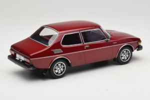Saab 99 EMS Metallic Punainen MCG 1:18 MCG18441 Metalli — kuva 2 / 6