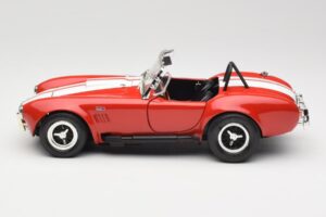 Shelby Cobra 427 S/C Guardsman Red ERTL 1:18 7369 Metalli — kuva 4 / 8