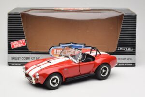 Shelby Cobra 427 S/C Guardsman Red ERTL 1:18 7369 Metalli — kuva 8 / 8