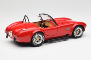 Shelby Cobra 427 S/C Punainen Kyosho 1:18 08047R Metalli — kuva 3 / 8