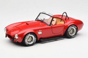 Shelby Cobra 427 S/C Punainen Kyosho 1:18 08047R Metalli