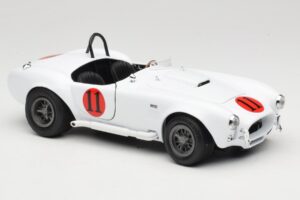 Shelby Cobra 427 S/C Valkoinen Auto World 1:18 AWSS104 Metalli — kuva 6 / 8