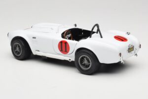 Shelby Cobra 427 S/C Valkoinen Auto World 1:18 AWSS104 Metalli — kuva 7 / 8
