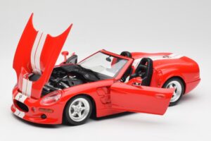 Shelby Series 1 Avoauto Punainen Bburago 1:18 3353 Metalli — kuva 2 / 8