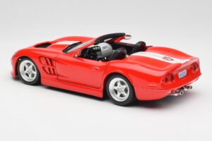Shelby Series 1 Avoauto Punainen Bburago 1:18 3353 Metalli — kuva 7 / 8
