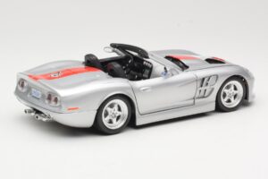 Shelby Series 1 Hopea Bburago 1:18 3323 Metalli — kuva 3 / 8