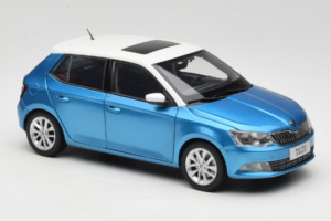 Skoda Fabia Mk3 Sininen OEM 1:18 ZSF000004BLA Metalli — kuva 6 / 8