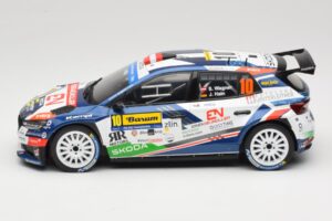 Skoda Fabia Rally2 #10 S. Wagner / G. Winter Barum Czech Rally Zlín 2024 IXO 1:18 18RMC221 Metalli — kuva 3 / 6