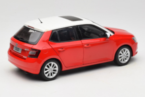 Skoda Fabia Mk3 Punainen OEM 1:18 ZSF00004ROT Metalli — kuva 3 / 8