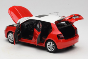 Skoda Fabia Mk3 Punainen OEM 1:18 ZSF00004ROT Metalli — kuva 5 / 8