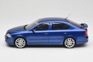 Skoda Octavia RS 1Z Race Blue Metallic Otto 1:18 OT478 Hartsi — kuva 3 / 6