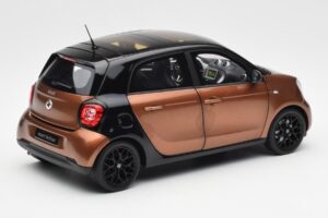 Smart Forfour W453 Musta Hazel Ruskea Norev 1:18 B66960299 Metalli — kuva 3 / 8