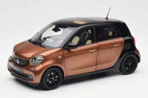 Smart Forfour W453 Musta Hazel Ruskea Norev 1:18 B66960299 Metalli