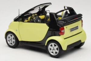 Smart Fortwo 450 Cabrio Keltainen Minichamps 1:18 0012889V001C49Q00 Metalli — kuva 7 / 8