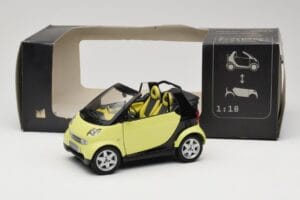 Smart Fortwo 450 Cabrio Keltainen Minichamps 1:18 0012889V001C49Q00 Metalli — kuva 8 / 8