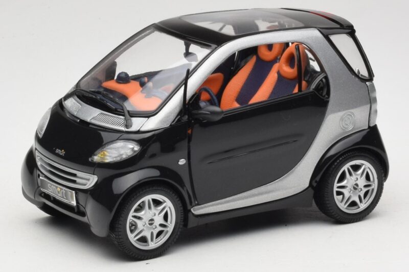 Smart Fortwo Musta Kyosho 1:18 0004830V000C08Q00 Metalli