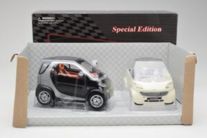 Smart Fortwo Musta & Valkoinen Maisto 1:18 56045 Metalli — kuva 2 / 3