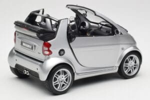 Smart Fortwo W450 Brabus Cabrio Hopea Jälleenmyyjän Erikoisversio Kyosho 1:18 0017769V001C05Q00 Metalli — kuva 3 / 8