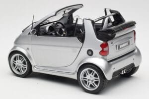 Smart Fortwo W450 Brabus Cabrio Hopea Jälleenmyyjän Erikoisversio Kyosho 1:18 0017769V001C05Q00 Metalli — kuva 7 / 8