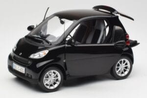 Smart Fortwo Coupe W451 Deep Musta Minichamps 1:18 Q0022563V001C02Q00 Metalli — kuva 2 / 8