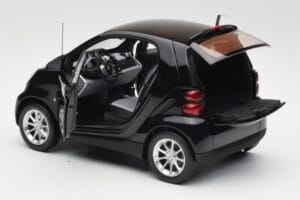 Smart Fortwo Coupe W451 Deep Musta Minichamps 1:18 Q0022563V001C02Q00 Metalli — kuva 5 / 8