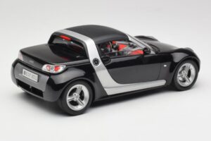 Smart Roadster Musta Bburago 1:18 34099-M1 Metalli — kuva 3 / 8