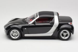 Smart Roadster Musta Bburago 1:18 34099-M1 Metalli — kuva 4 / 8