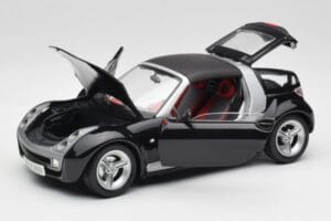 Smart Roadster Tummansininen Bburago 1:18 34917 Metalli — kuva 2 / 8