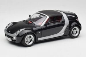 Smart Roadster Tummansininen Bburago 1:18 34917 Metalli