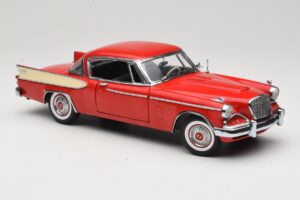 Studebaker Golden Hawk Apache Red Motor City 1:18 80009 Metalli — kuva 6 / 8