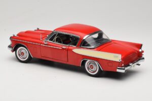 Studebaker Golden Hawk Apache Red Motor City 1:18 80009 Metalli — kuva 7 / 8