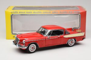 Studebaker Golden Hawk Apache Red Motor City 1:18 80009 Metalli — kuva 8 / 8