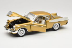 Studebaker Golden Hawk Anson 1:18 30384 Metalli — kuva 2 / 8