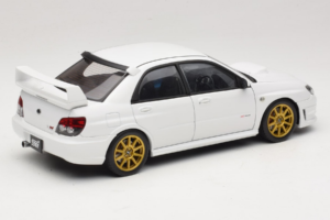 Subaru Impreza WRX STi GD Valkoinen AUTOart 1:18 78682 Metalli — kuva 3 / 8