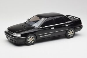 Subaru Legacy RS Musta IXO 1:18 18CMC131A Metalli