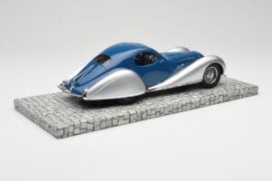 Talbot-Lago T150 C-SS Coupe Sininen Hopea Minichamps 1:18 107117122 Hartsi — kuva 2 / 6