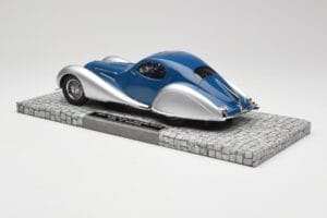Talbot-Lago T150 C-SS Coupe Sininen Hopea Minichamps 1:18 107117122 Hartsi — kuva 5 / 6