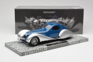 Talbot-Lago T150 C-SS Coupe Sininen Hopea Minichamps 1:18 107117122 Hartsi — kuva 6 / 6