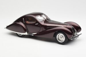 Talbot-Lago T150 C-SS Figoni & Falaschi Teardrop Tumma Bordeaux Metallic CMC 1:18 M-179 Metalli — kuva 6 / 6