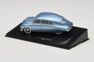 Tatra T600 Tatraplan Sininen IXO 1:43 CLC594N Metalli — kuva 3 / 4