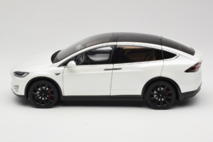 Tesla Model X Valkoinen OEM 1:18 TESLA001 Metalli — kuva 4 / 8
