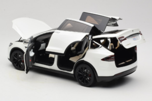 Tesla Model X Valkoinen OEM 1:18 TESLA001 Metalli — kuva 5 / 8