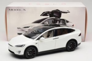 Tesla Model X Valkoinen OEM 1:18 TESLA001 Metalli — kuva 8 / 8