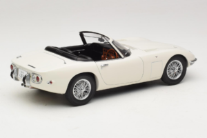 Toyota 2000 GT Avoauto Valkoinen James Bond Collection AUTOart 1:18 78731 Metalli — kuva 3 / 8