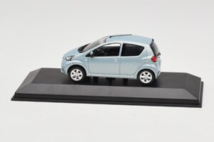 Toyota Aygo Light Blue Metallic Minichamps 1:43 TOYOTA012 Metalli