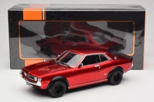 Toyota Celica 2000 GT RA21 Solar Red IXO 1:18 18CMC190 Metalli — kuva 6 / 6