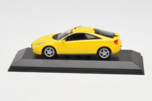 Toyota Celica T230 Keltainen Minichamps 1:43 430168924 Metalli