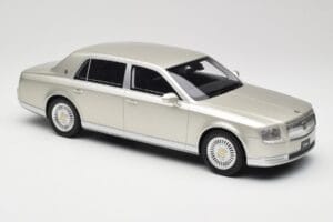 Toyota Century Silver Metallic Kyosho 1:18 KSR18036S Metalli — kuva 4 / 6