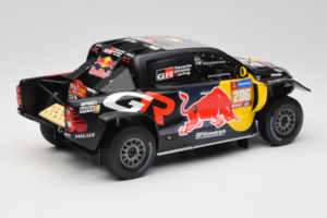 Toyota GR DKR Hilux Evo #206 L. Moraes / A. Monleon Rally Dakar 2024 IXO 1:18 18RMC238A Metalli — kuva 2 / 6