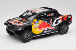 Toyota GR DKR Hilux Evo #206 L. Moraes / A. Monleon Rally Dakar 2024 IXO 1:18 18RMC238A Metalli